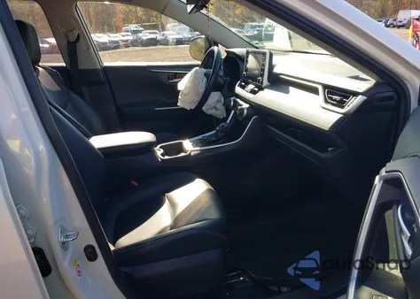 2019 Toyota Rav4 Hybrid Limited из США, поврежденный, VIN JTMDWRFV2KD013576